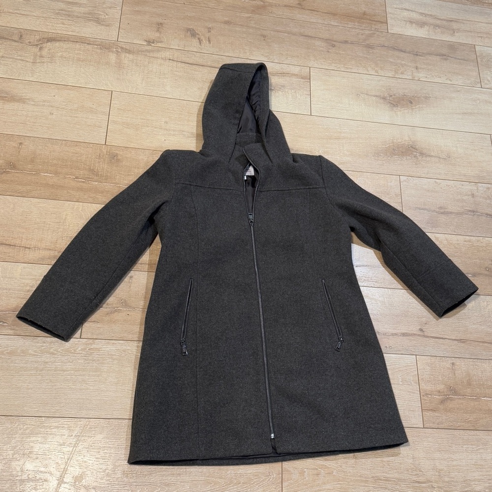 Two by Vince Camino, grey coat, XL